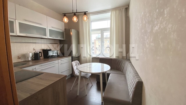 
  Продается 2-комн. квартира, 58.9 м², Красный пр-кт, д. 186
. Фото 1.