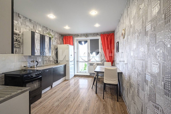 
  Продается 1-комн. квартира, 42.4 м², Виталия Потылицына ул, д. 3
. Фото 2.