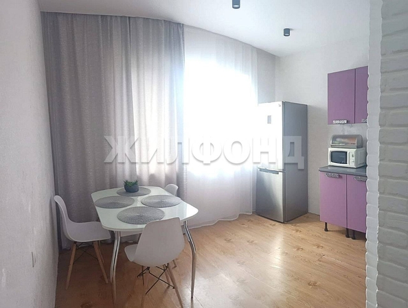 
  Продается 1-комн. квартира, 36.2 м², Виктора Уса ул, д. 11
. Фото 1.