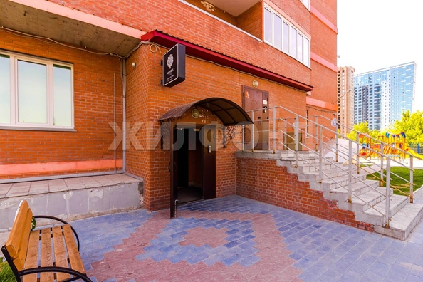 
  Продается 2-комн. квартира, 82.4 м², Толстого ул, д. 56
. Фото 24.