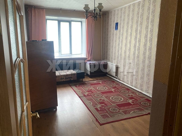 
  Продается 2-комн. квартира, 54.3 м², Военный городок ул, д. 100
. Фото 4.
