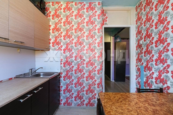 
  Продается 1-комн. квартира, 32.4 м², Пермитина ул, д. 8
. Фото 9.
