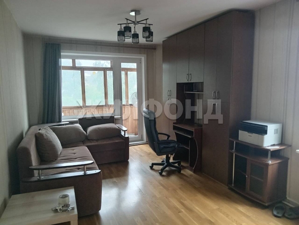 
  Продается 1-комн. квартира, 30.2 м², Тургенева ул, д. 227
. Фото 1.