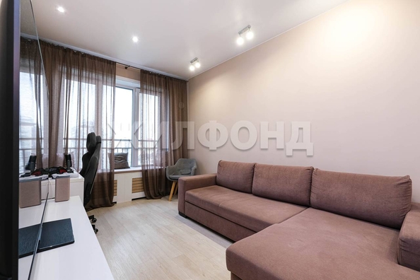 
  Продается 1-комн. квартира, 36.8 м², Кирова ул, д. 32
. Фото 5.