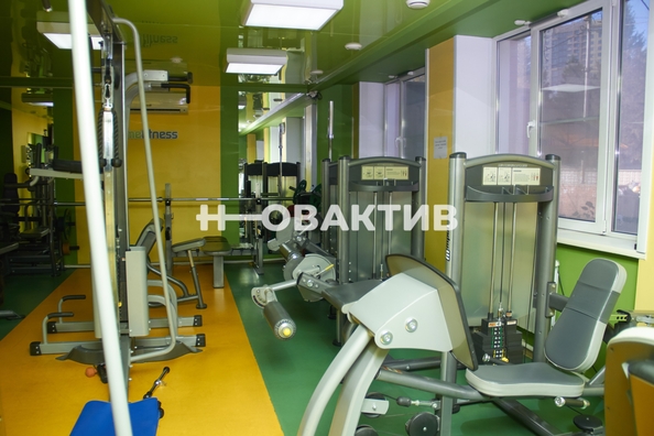 
  Продается универсальное помещение, 283 м², Добролюбова ул, д. 152/1
. Фото 13.