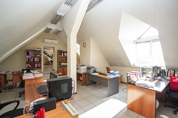 
  Продам 3-комн. квартиру, 150.1 м², Кошурникова ул, д. 53/1
. Фото 14.