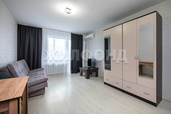 
  Продается 1-комн. квартира, 29 м², Зорге ул, д. 98
. Фото 4.