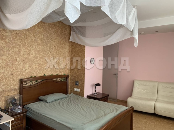 
  Продается 3-комн. квартира, 132.3 м², 2-й (4 мкр.) кв-л, д. 224
. Фото 8.