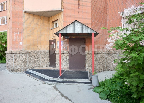 
  Продается 2-комн. квартира, 75.7 м², Федосеева ул, д. 2
. Фото 5.