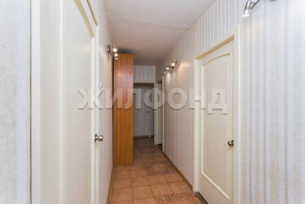 
  Продается 4-комн. квартира, 74.2 м², Дуси Ковальчук ул, д. 5
. Фото 2.