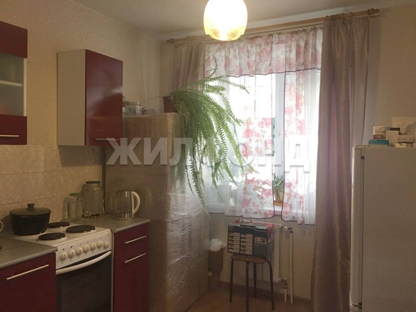 
  Продается 1-комн. квартира, 37.4 м², 3-й Крашенинникова пер, д. 7
. Фото 1.