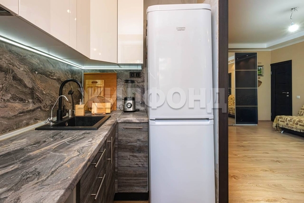 
  Продается 2-комн. квартира, 41.6 м², Плахотного ул, д. 13
. Фото 9.