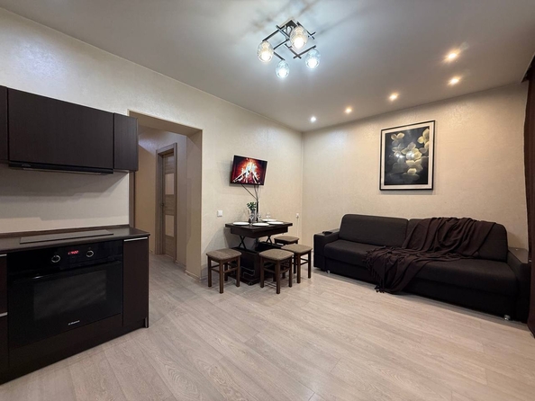 
  Сдается посуточно 1-комн. квартира, 40 м², Фабричная ул, д. 22
. Фото 11.