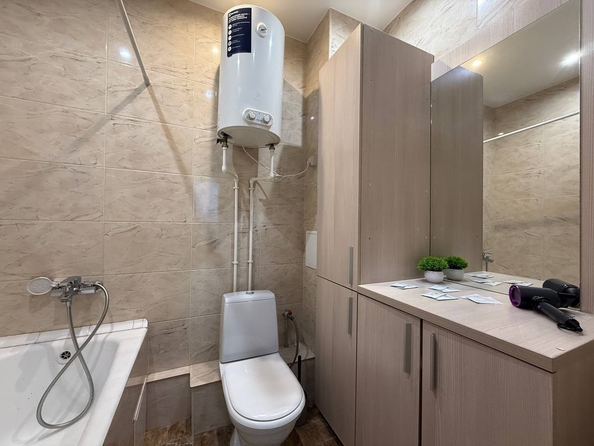 
  Сдается посуточно 1-комн. квартира, 40 м², Фабричная ул, д. 22
. Фото 23.