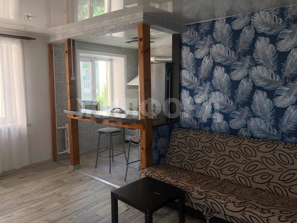 
  Продается 1-комн. квартира, 30.8 м², Челюскинцев ул, д. 46
. Фото 2.