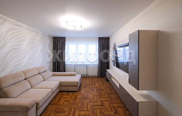 
  Продается 3-комн. квартира, 72.7 м², Спортивная ул, д. 21
. Фото 1.