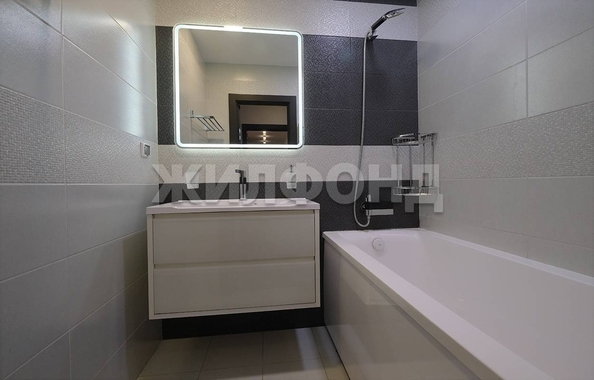 
  Продается 3-комн. квартира, 72.7 м², Спортивная ул, д. 21
. Фото 11.