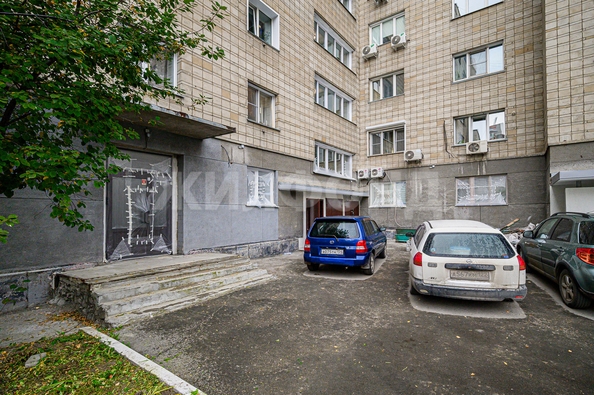 
  Сдается 3-комн. квартира, 87 м², Революции ул, д. 28
. Фото 34.