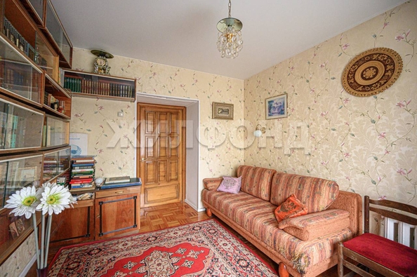 
  Сдается 3-комн. квартира, 87 м², Революции ул, д. 28
. Фото 14.