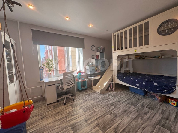 
  Продается 3-комн. квартира, 72.2 м², Краснообск, д. 103
. Фото 18.