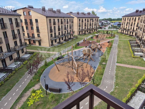 
  Продается 4-комн. квартира, 79.6 м², Альпийский кв-л (Светлый мкр-н), д. 3
. Фото 9.