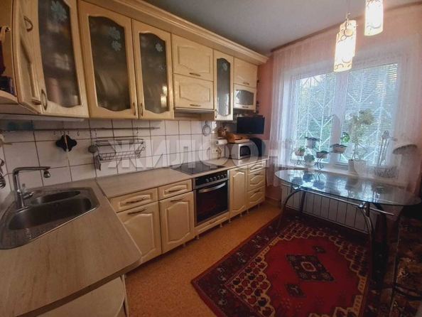
  Продается 4-комн. квартира, 80 м², В. Высоцкого ул, д. 5
. Фото 2.