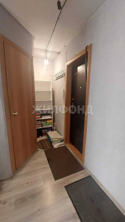 
  Продается 1-комн. квартира, 28.7 м², Киевская ул, д. 15
. Фото 3.