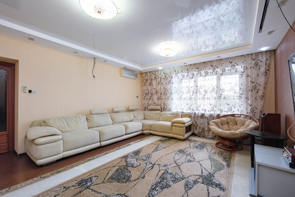 
  Продается 3-комн. квартира, 141.9 м², Зыряновская ул, д. 57
. Фото 2.
