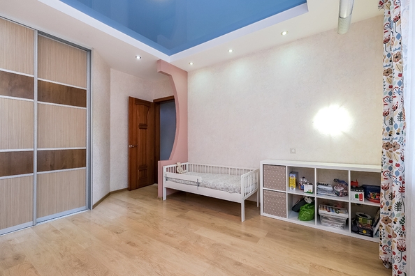 
  Продается 3-комн. квартира, 141.9 м², Зыряновская ул, д. 57
. Фото 5.
