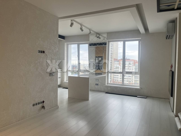 
  Продается 2-комн. квартира, 58 м², Шевченко ул, д. 11
. Фото 1.