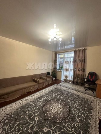 
  Продается 3-комн. квартира, 83.1 м², Военный городок ул, д. 103
. Фото 4.