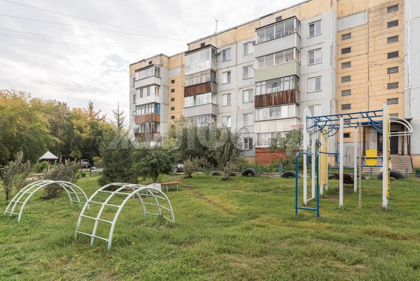 
  Продается 1-комн. квартира, 35.8 м², Военный городок ул, д. 125
. Фото 12.