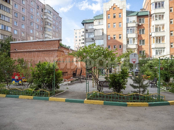 
  Продается 3-комн. квартира, 109.8 м², Толстого ул, д. 5
. Фото 17.