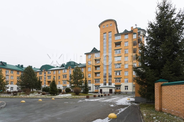
  Продается 3-комн. квартира, 117.6 м², 1-е Мочищенское ш, д. 150
. Фото 1.