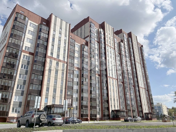 
  Продается 1-комн. квартира, 37 м², ЖК Тихвинский квартал, корпус 2
. Фото 3.