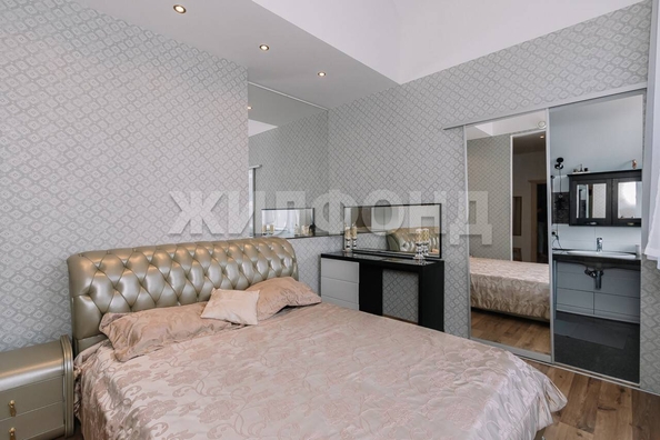 
  Продается 4-комн. квартира, 217.9 м², Галущака ул, д. 9
. Фото 11.