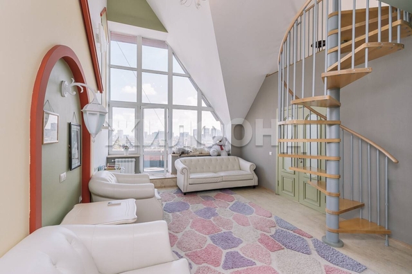 
  Продается 4-комн. квартира, 217.9 м², Галущака ул, д. 9
. Фото 33.