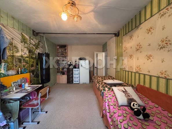 
  Продается 3-комн. квартира, 61 м², Петухова ул, д. 114
. Фото 6.