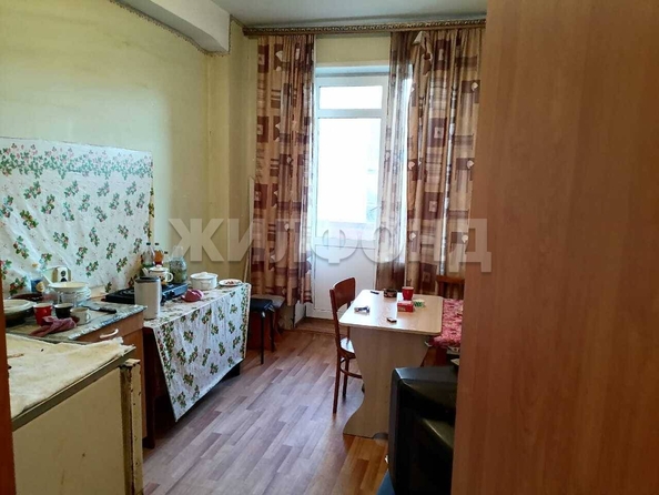 
  Продается 3-комн. квартира, 70.8 м², Космическая ул, д. 2/1
. Фото 2.