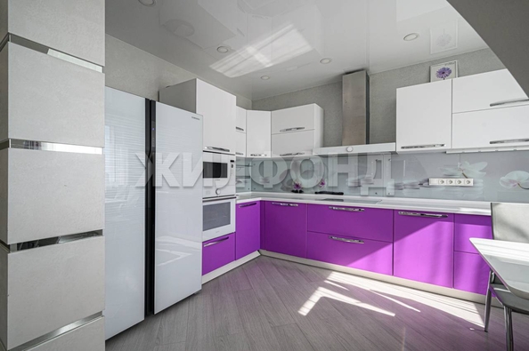 
  Продается 3-комн. квартира, 88.4 м², Романова ул, д. 60/1
. Фото 10.