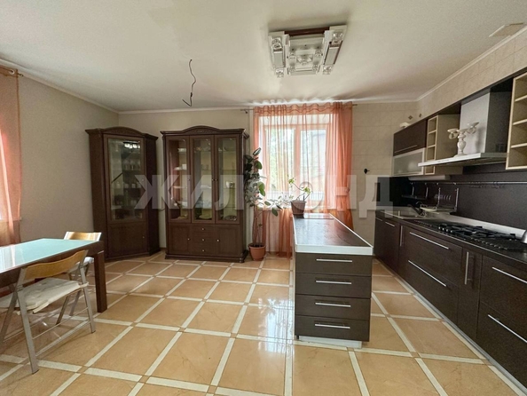 
  Продается дом, 292 м², Новосибирск
. Фото 7.