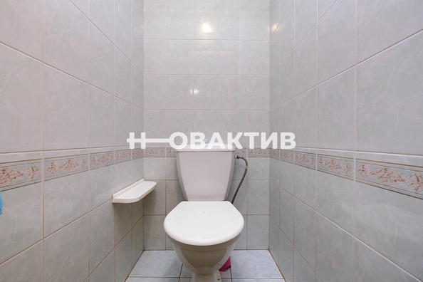 
  Продается 3-комн. квартира, 68 м², Сибирская ул, д. 49
. Фото 23.