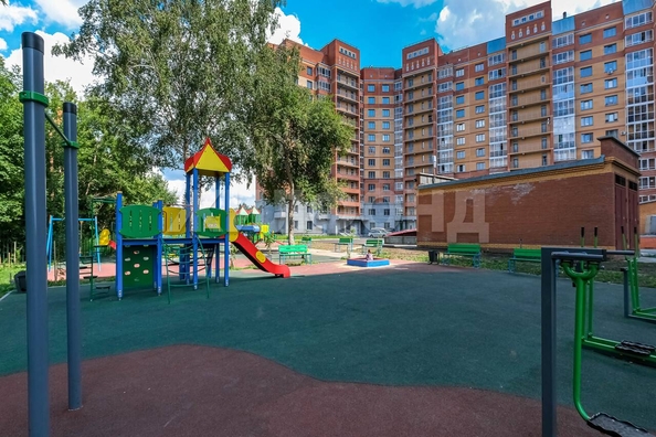 
  Продается 2-комн. квартира, 67.3 м², Есенина ул, д. 67
. Фото 24.
