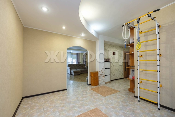 
  Продается 3-комн. квартира, 113.2 м², Галущака ул, д. 3
. Фото 17.
