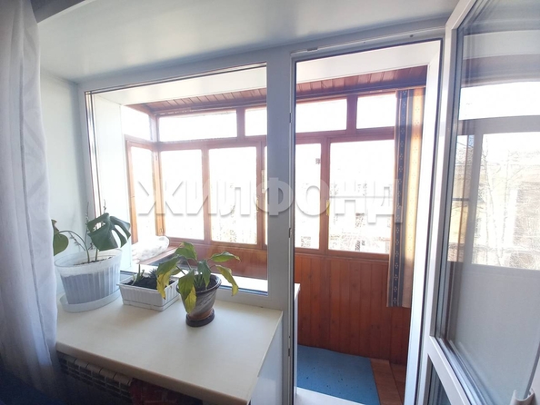 
  Продается 3-комн. квартира, 54.7 м², Народная ул, д. 40
. Фото 8.