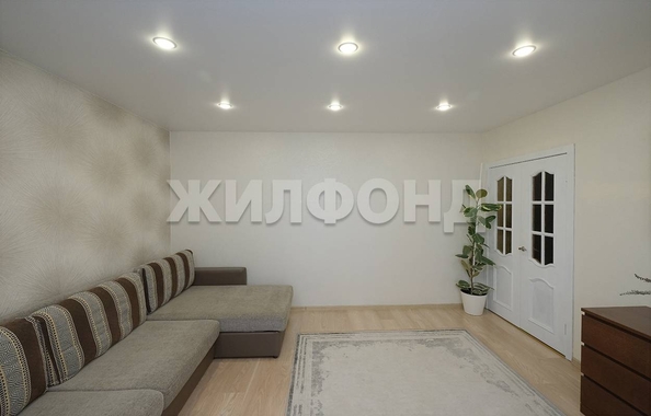 
  Продается 2-комн. квартира, 50 м², Лазурная ул, д. 6
. Фото 3.