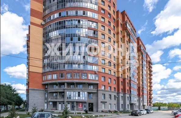 
  Продается 3-комн. квартира, 99 м², Есенина ул, д. 67
. Фото 7.