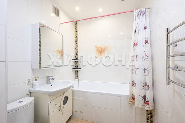 
  Продается 4-комн. квартира, 117 м², Владимировская ул, д. 21
. Фото 26.