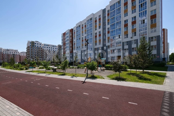 
  Продается 2-комн. квартира, 47.6 м², 3-й микрорайон, д. 15/1
. Фото 22.