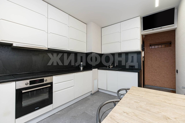 
  Продается 3-комн. квартира, 62.5 м², Чигорина ул, д. 10
. Фото 2.